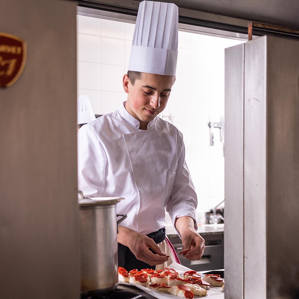 CABBAGE Chef Coat Long-Sleeve