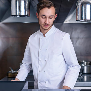 BUTCHER Chef Coat | Easy-Care Comfort for Daily Service